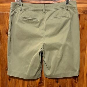 Talbots Petite Perfect Short